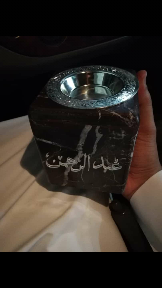 مباخر رخاميه طبيعيه للمنازل المميزه والراقيه با اسمك واسم من تبغى
لا تنسَ أنك شاهدت هذا الإعلان في عنكبوت...
