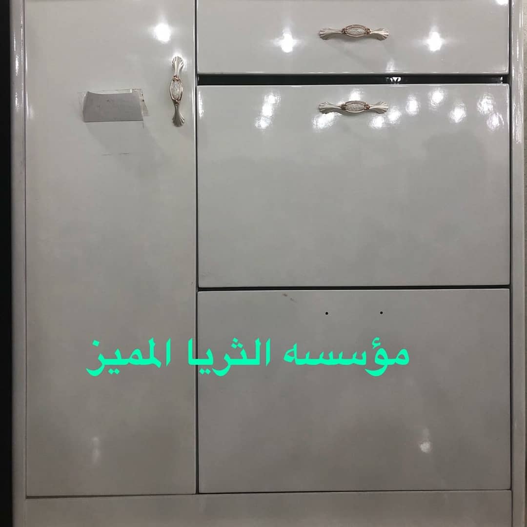 جزامه احذية خامة ممتازة من فوق زجاج وادراج جديدة بالكرتون
لا تنسَ أنك شاهدت هذا الإعلان في عنكبوت...