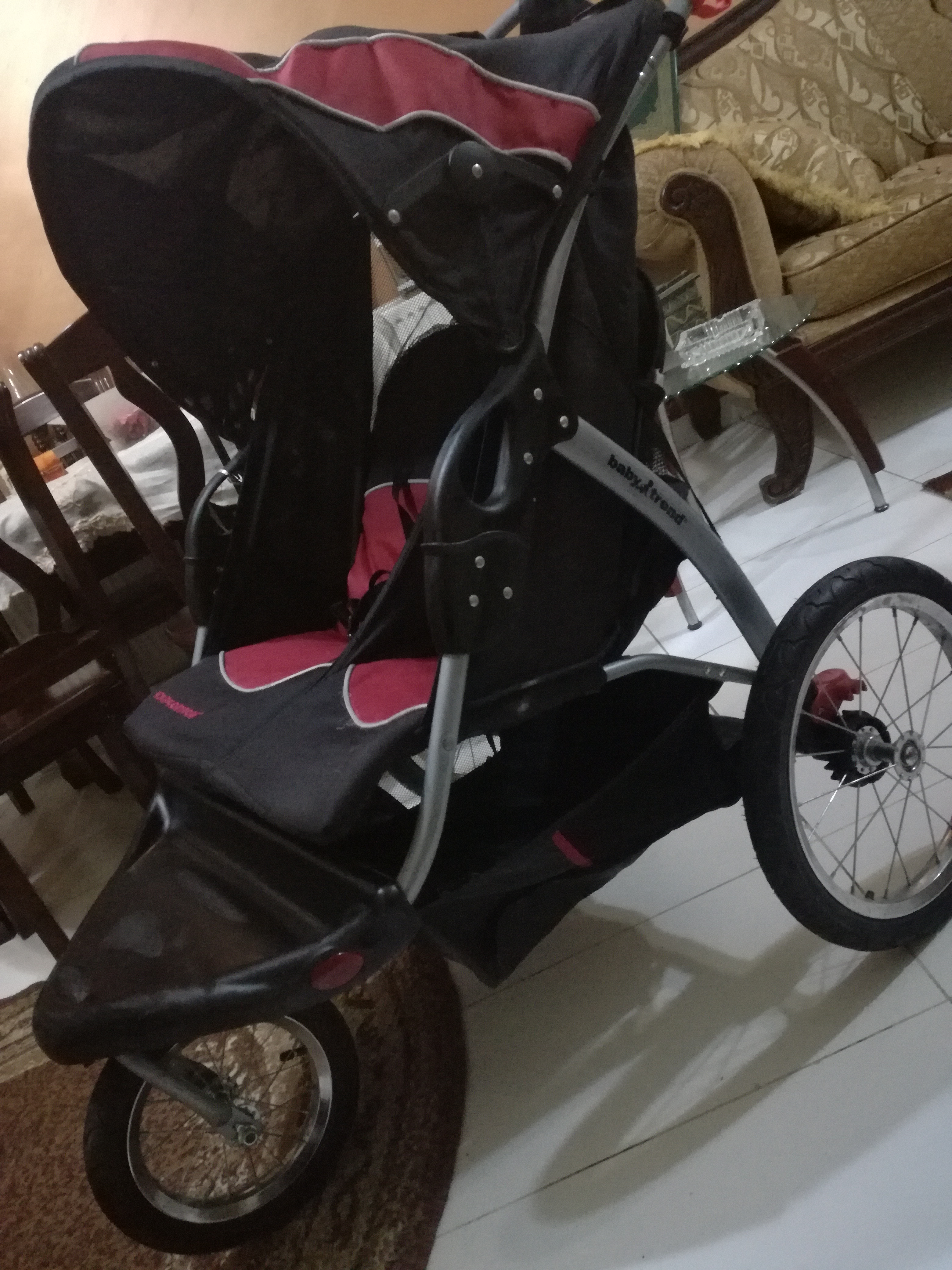 عرباية اطفال توام ماركة baby trend الفخمه سعر مغري
لا تنسَ أنك شاهدت هذا الإعلان في عنكبوت
عر...