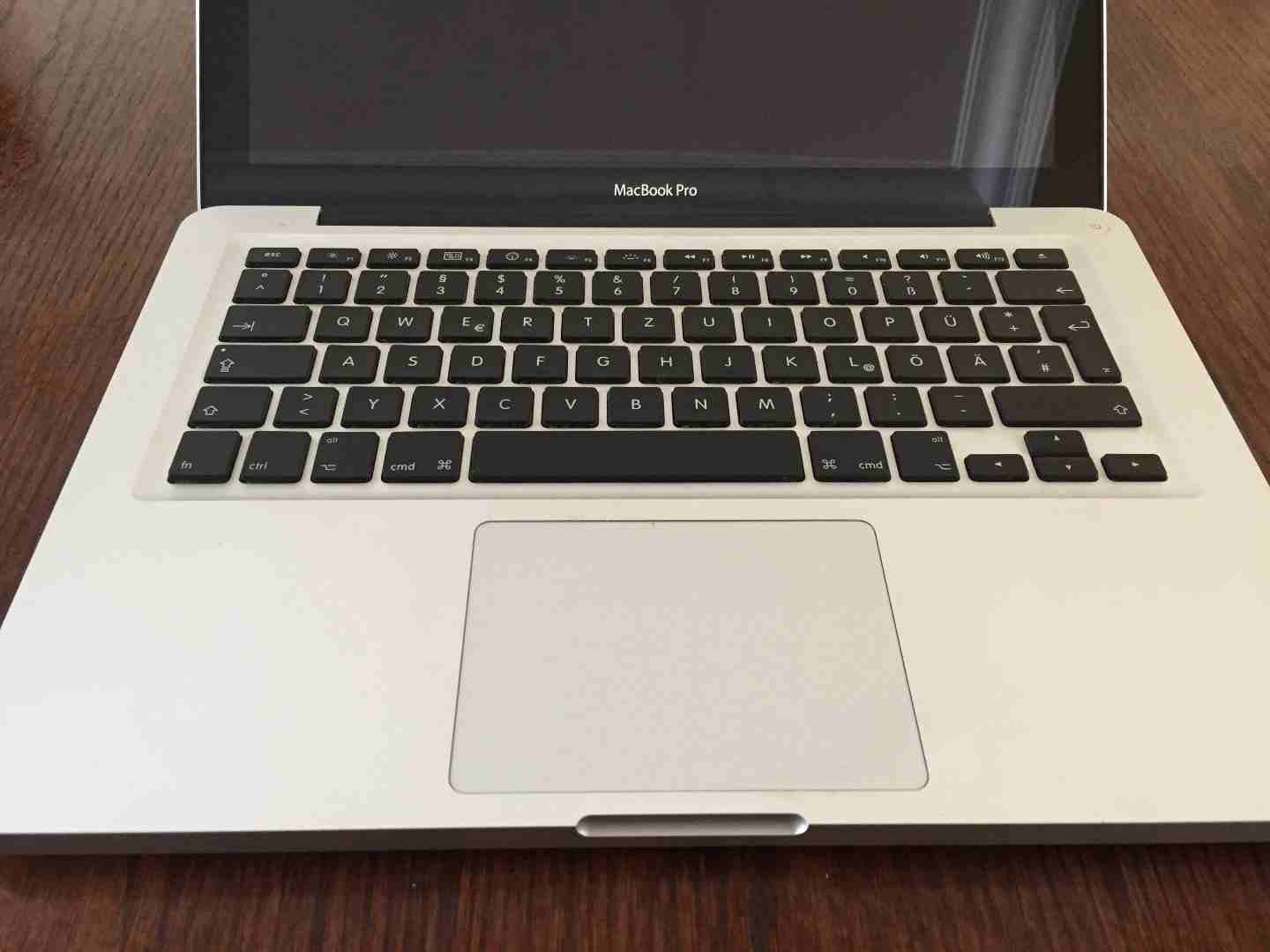 MacBook Pro Early 2011, 13.3", 8GB RAM, 256 GB Samsung SSD
لا تنسَ أنك شاهدت هذا الإعلان في عنكبوت...