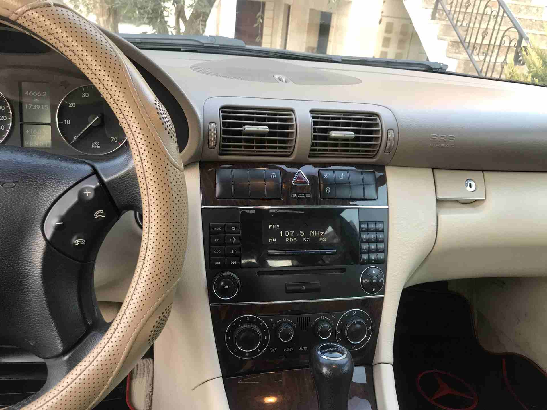 مرسيدس c200 موديل 2005 فحص كامل وبحاله الوكاله
لا تنسَ أنك شاهدت هذا الإعلان في عنكبوت
مرسيدس c20...