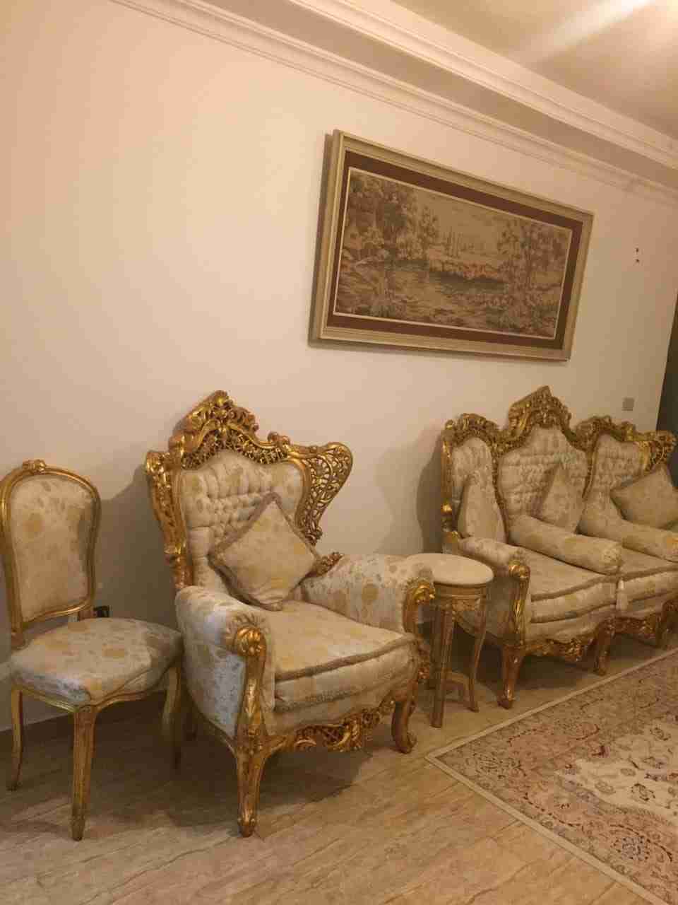أثاث فاخر للبيع
لا تنسَ أنك شاهدت هذا الإعلان في عنكبوت
أثاث منزل للبيع مع بعضه مره واحده ، ا...