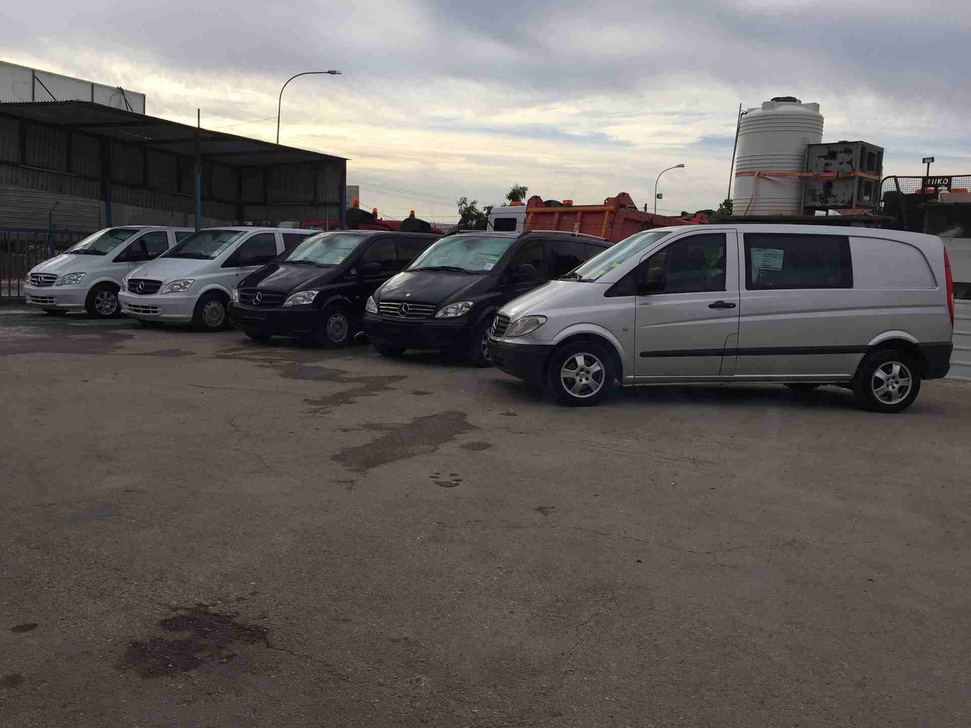باص مرسيدس فيتو وارد أوروبي
لا تنسَ أنك شاهدت هذا الإعلان في عنكبوت
يتوفر لدينا جميع موديلات البا...