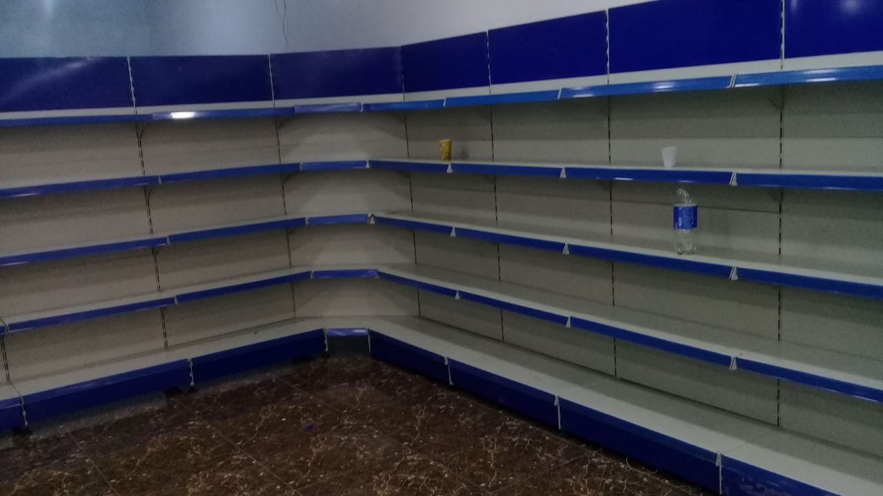 تجهزات سوبر ماركت ورفوف تخزين
لا تنسَ أنك شاهدت هذا الإعلان في عنكبوت
يبدء سعر متر حائط 20دين...