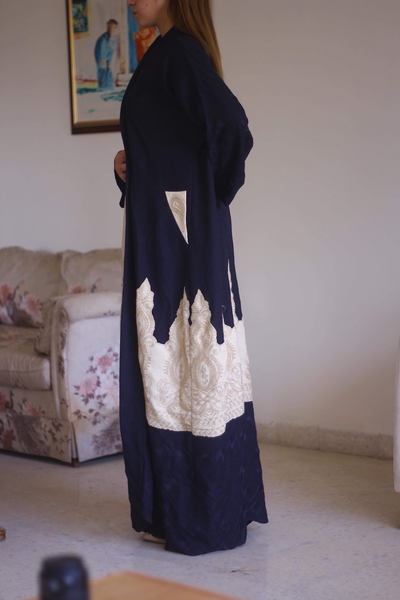 New handmade abayas by a saudi designer. عبايات فخمة من مصممة سعودية
لا تنسَ أنك شاهدت هذا الإعلان في عنكبوت...