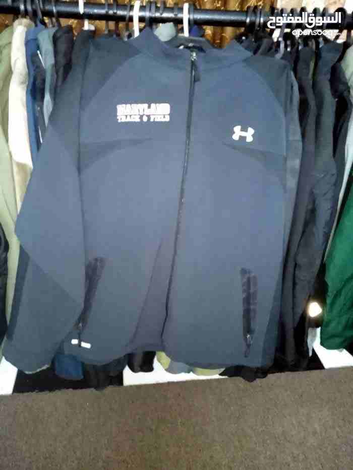 بحاله الوكالة جاكيت طيارين فلينق عدد 5 جاكيت ماركة The North Face حراري الزرقاء
لا تنسَ أنك شاهدت هذا الإعلان في عنكبوت...