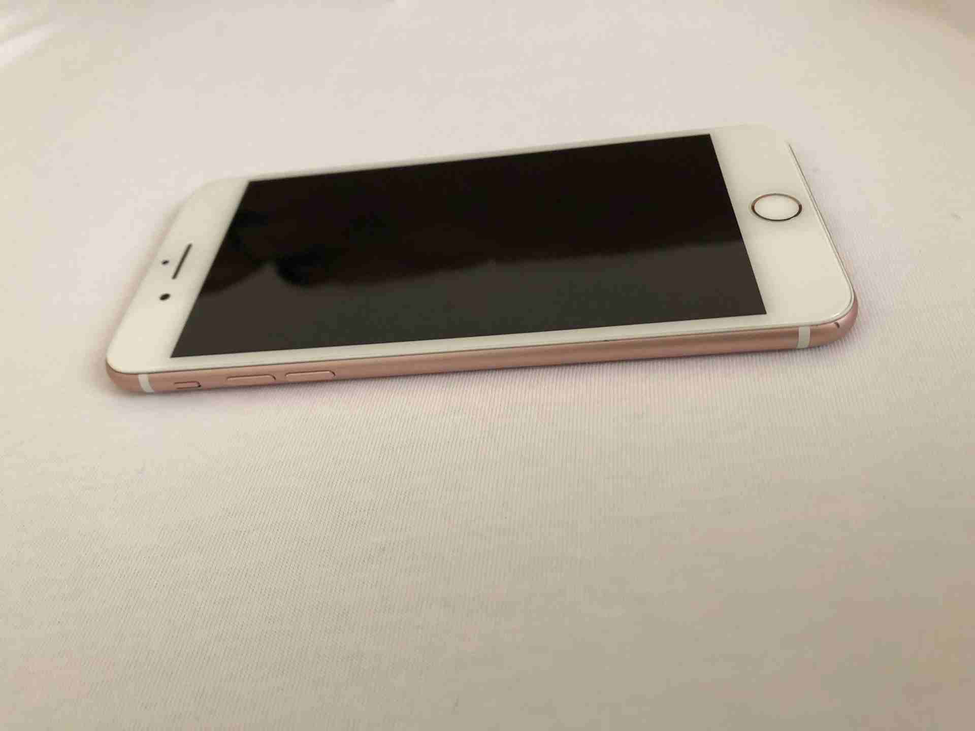 IPhone 7 Plus 32GB نضيف ومكفول
لا تنسَ أنك شاهدت هذا الإعلان في عنكبوت
الجهاز تضيف ومكفول من ابل...