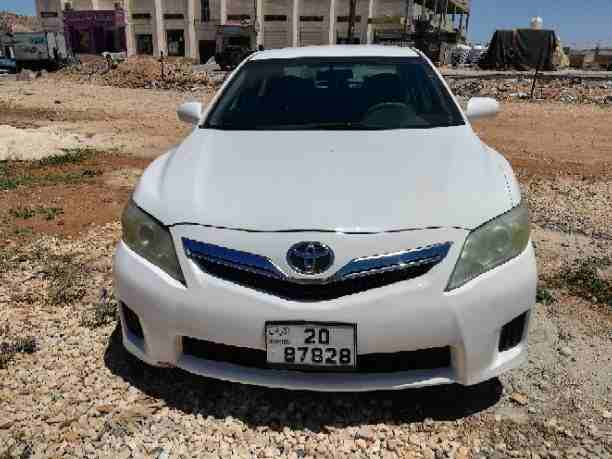 كامري 2011 للبيع بطارية جديدة فحص السيارة للاستفسار 0797523971