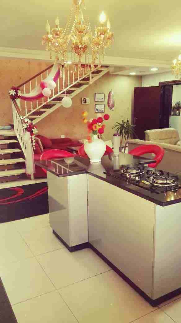 شقة مع روف داخلي 
للأستفسار 0790879021