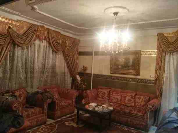 شقه بالعوايد مساحه 130 م متشطبه كامله العدادات مياه وكهرباء وغاز
فى الدور الثانى مطلوب 400000