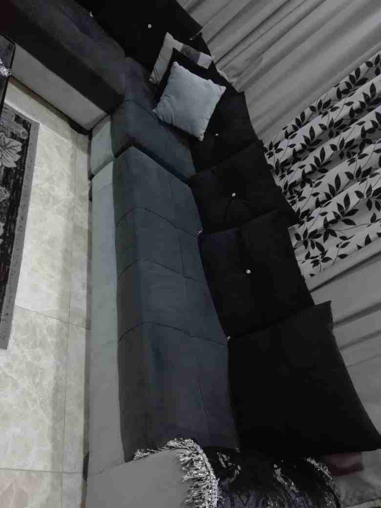 طقم كورنر تفصيل 11 مقعد                                            


	 				لا تنسَ أنك شاهدت هذا الإعلان في عنكبوت            
	 				
                            تفصيل مش تجاري بحاله ممتازه اللون...
