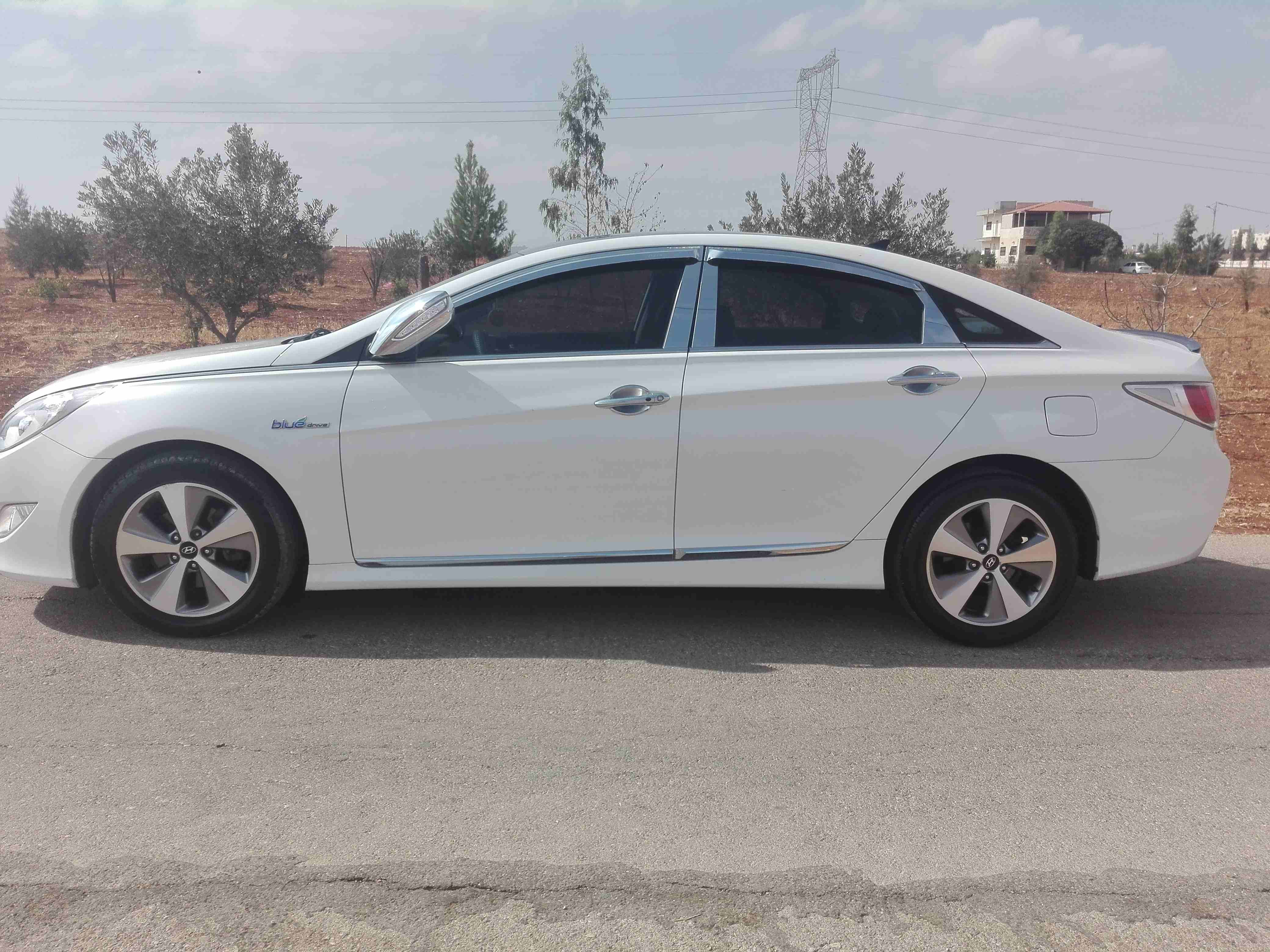هونداي سوناتا وارد كوري اعلى مواصفات من غير فتحه
لا تنسَ أنك شاهدت هذا الإعلان في عنكبوت
هونداي س...