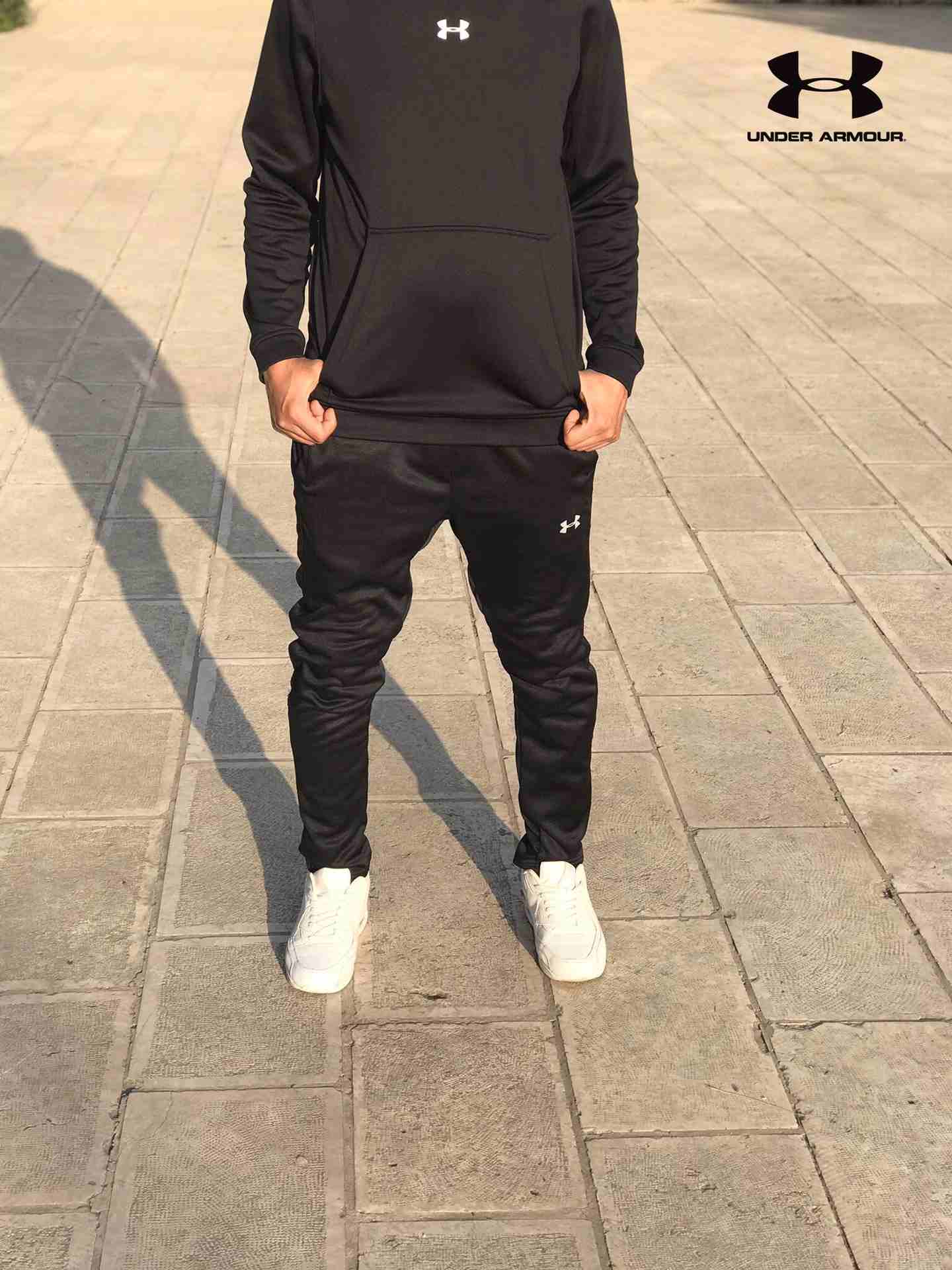 بنطال اندر ارمر
لا تنسَ أنك شاهدت هذا الإعلان في عنكبوت
البيع جمله ومفرق
للاستفسار 0777629513...