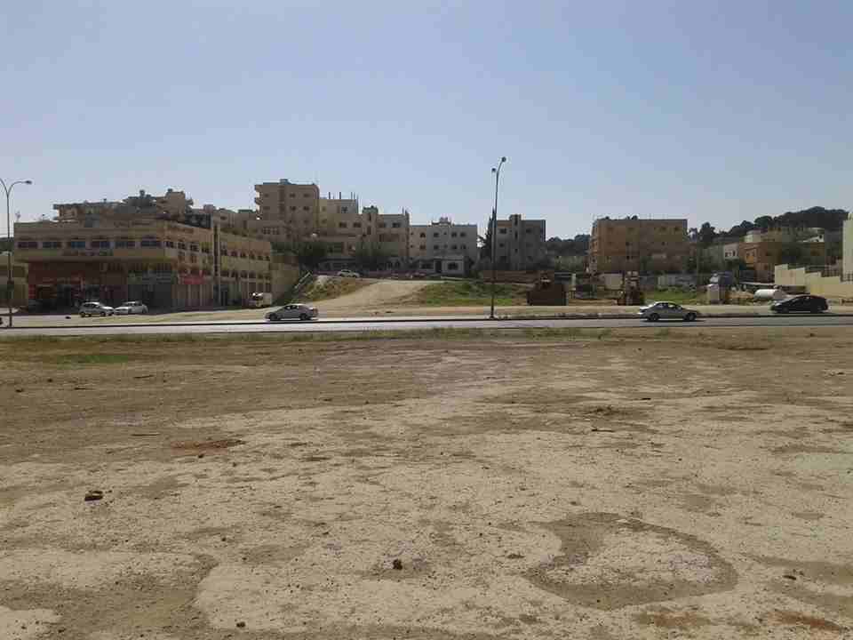 الأردن - عمان
قطعة ارض تجاري في الجويدة/ المستندات و أم زعرورة
حوض: المستندات و أم زعرورة
المساحة: 1.15 دنم
الموقع: مقابل نادي الرماية الملكي
واجهة على الشارع 57م، طول 20م تقريبا
شارع 36م
تصنيف...