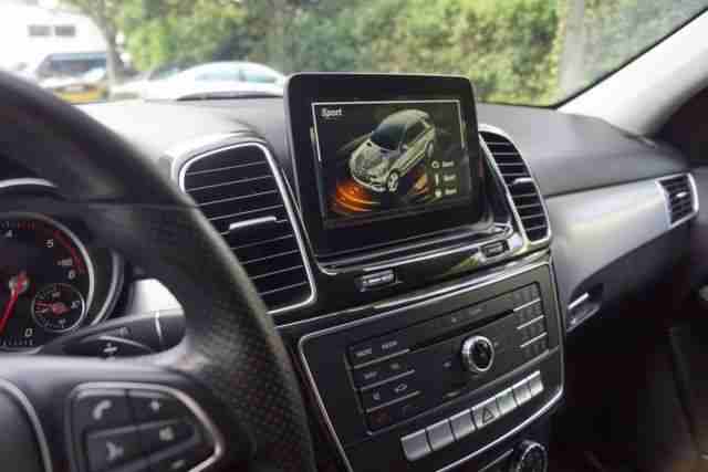Mercedes Benz GLE 350d 4Matic 2017 model
13, 000 km
Excellet User conditions . V6 SUV . 2,987 cc . No Accident .
Fuel: - Gasoline
vehicle owners - 1
Warranty - YES.
OFFER - €25, 000
Cont...