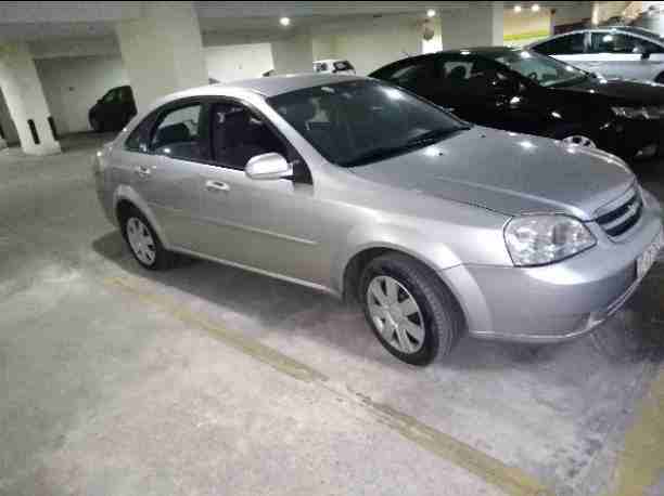 سياره ستاندر كل شي اصلي ع حالته من الوكاله سياره جير عادي مسجل سي دي كوشوك نضيف صيانه جديده يعنى شغل وامشي ماتور اصلي 1600cc وربنا يبارك لصاحب النصيب ولا ننتابع التعليقات