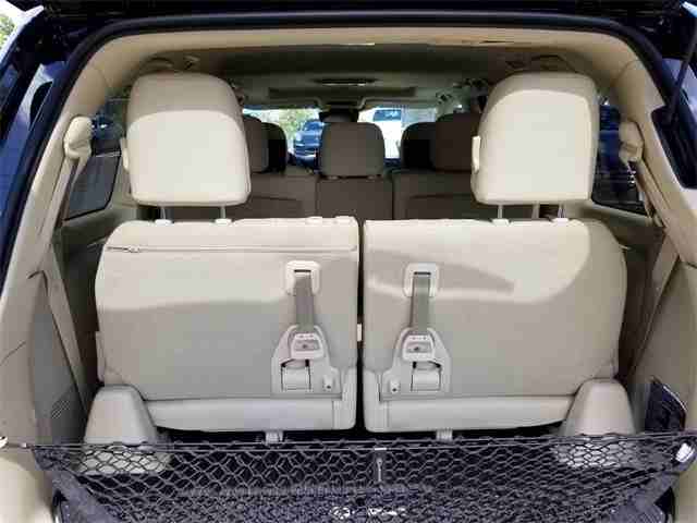 I am selling my neatly used 2017 Lexus lx 570, no accident and full option, expertly used, Gulf specification, The car is very efficient with low mileage. Interested buyer should Contact me ( andrewby...