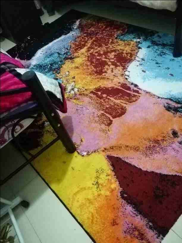 غرفه نوم بناتي ملونه الشراشف والبرادي والسجاده للبيع استعمال شهر واحد فقط