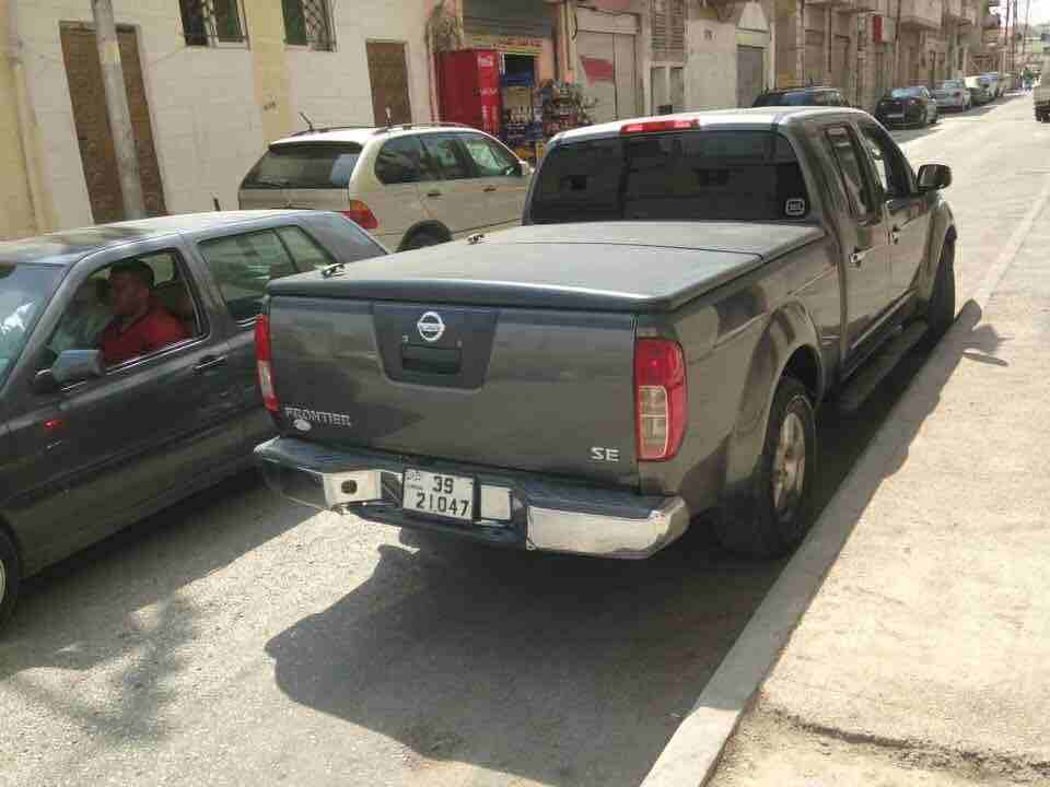بك اب نيسان فرونتير 
موديل ٢٠٠٧
فحص كامل كرت ابيض 
وارد امريكي
ماتور جديد ياباني وكالة مع بيان جمركي 
شصي طويل
ماتور 4000v6 بنزين
جير اوتوماتيك تيب ترونيك
لون فيراني
زجاج كهربائي 
سنتر لوك اصلي 
كامير...