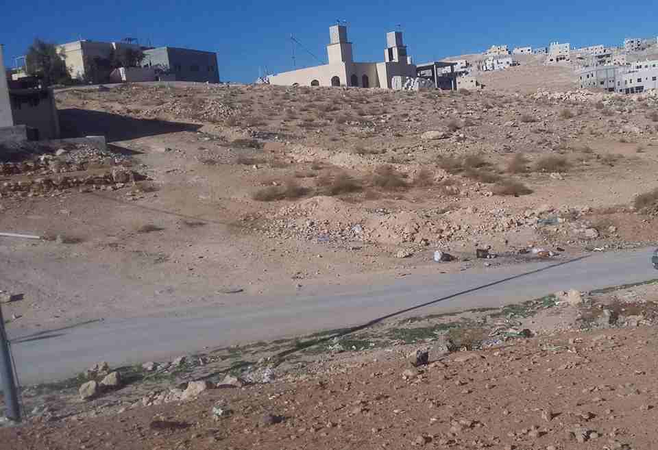 الأردن - الزرقاء
قطعة ارض في جريبا - قرب مسجد التوحيد
القرية: جريبا
حوض: مذبح البعير
المساحة: 445م
الموقع: تبعد 130م عن مسجد التوحيد، 950م عن طريق ياجوز
التصنيف: سكن ج
واجهة على شارعين 26م، 16م...