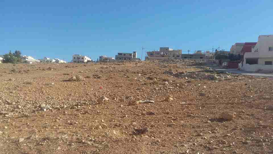 الأردن - الزرقاء
قطعة ارض في جريبا - قرب مسجد التوحيد
القرية: جريبا
حوض: مذبح البعير
المساحة: 445م
الموقع: تبعد 130م عن مسجد التوحيد، 950م عن طريق ياجوز
التصنيف: سكن ج
واجهة على شارعين 26م، 16م...