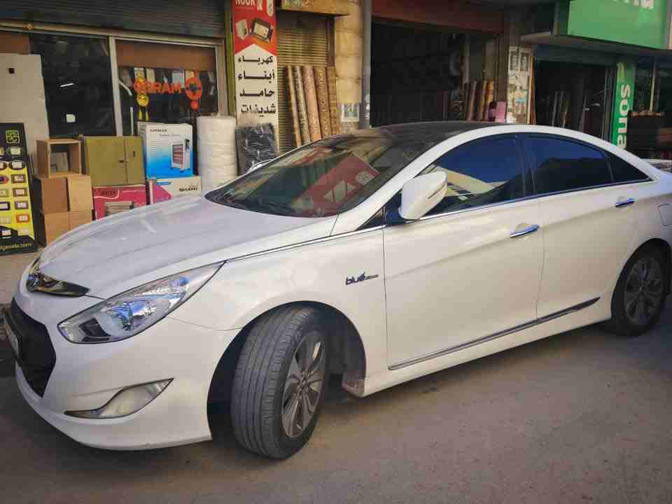 سوناتا 2014 للبيع بدفعة 3000
فحصها 7 جيد
ماشية 75 الف كم
ماتورها 2400 CC
فتحة بانوراما
كراسي مدفية
شاشة كاميرا خلفية
مري كهرباء
بدفعة اولى 3000 دينار وقسط شهري 250 دينار
لغاية 5 سنوات
للاستفسار الرجا...