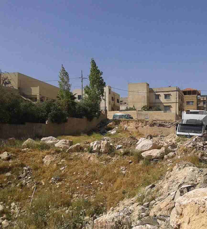 الأردن - عمان
قطعة ارض تجاري في أبو علندا/ نهاية طريق الحزام
القرية: أبو علندا
حوض: البلد
المساحة: 835م
الموقع: نهاية طريق الحزام
القطعة واقعة على شارعين
واجهة أماميّة على الشارع 32م، واجهة جان...