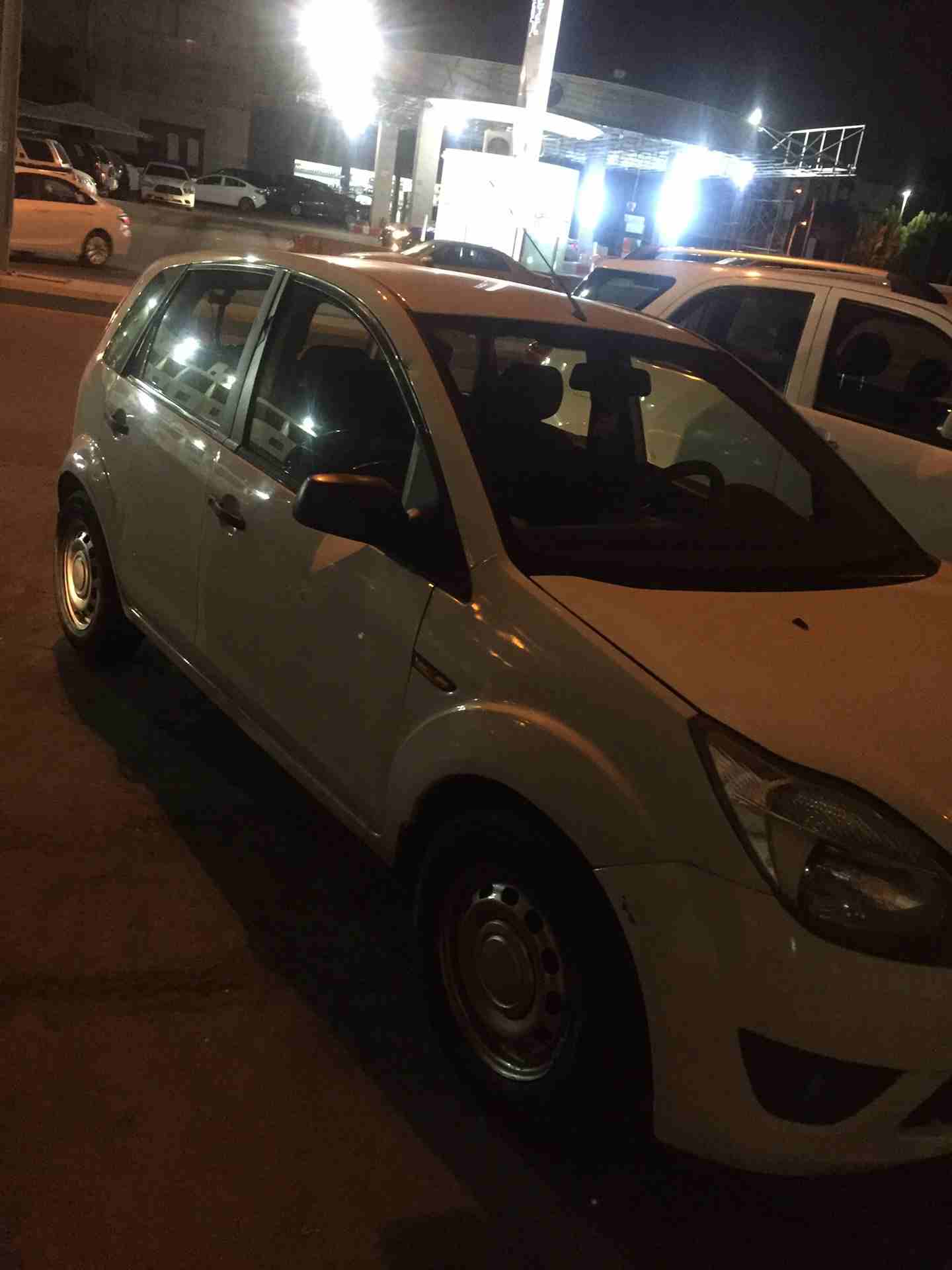 فورد فيجو
لا تنسَ أنك شاهدت هذا الإعلان في عنكبوت
للبيع لاعلى سوم فورد فيجو اقتصادية جدآ بالبنزين...