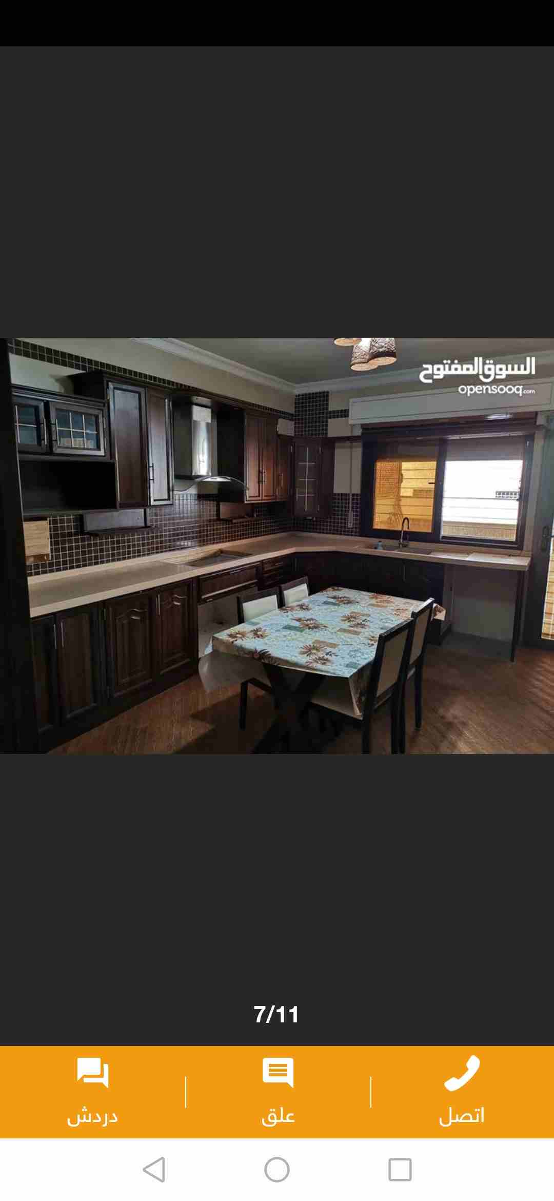 شقة ارضية بحاله ممتازه
مساحه 173
مدخل منفصل عن العماره بالإضافة إلى المدخل الرئيسي 
حديقة خارجيه بمساحة 55 م
3 غرف نوم ( واحده ماستر) و 3 حمامات
غرفة معيشة
صالون + سفره 
مطبخ راكب مساحه 4x5
تدفئة راكب...