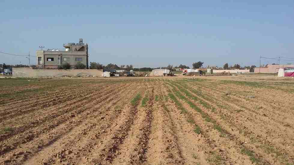 الأردن - عمان
قطعة ارض في القسطل - تبعد 800م عن جسر المطار
القرية: القسطل
حوض: ظهر حجرة الفرس
المساحة: 495م
الموقع: تبعد 800م عن جسر المطار
واجهة على الشارع 20م، طول 25م
شارع 10م
السعر 35 ألف...