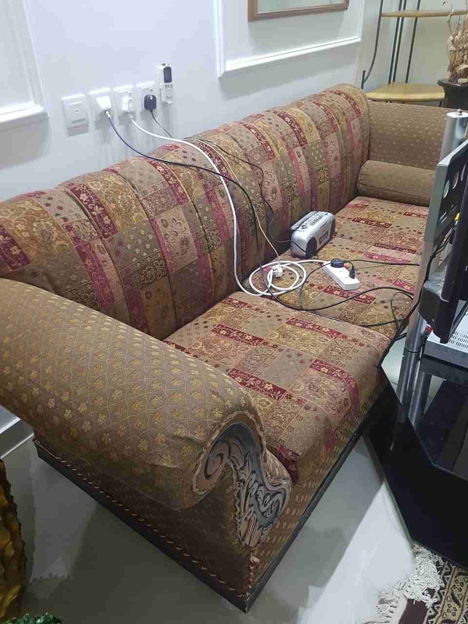 للبيع2 طقم كنب شبه جديده وثلاجه وسجاد
لا تنسَ أنك شاهدت هذا الإعلان في عنكبوت
للبيع2 طقم كنب شبه...