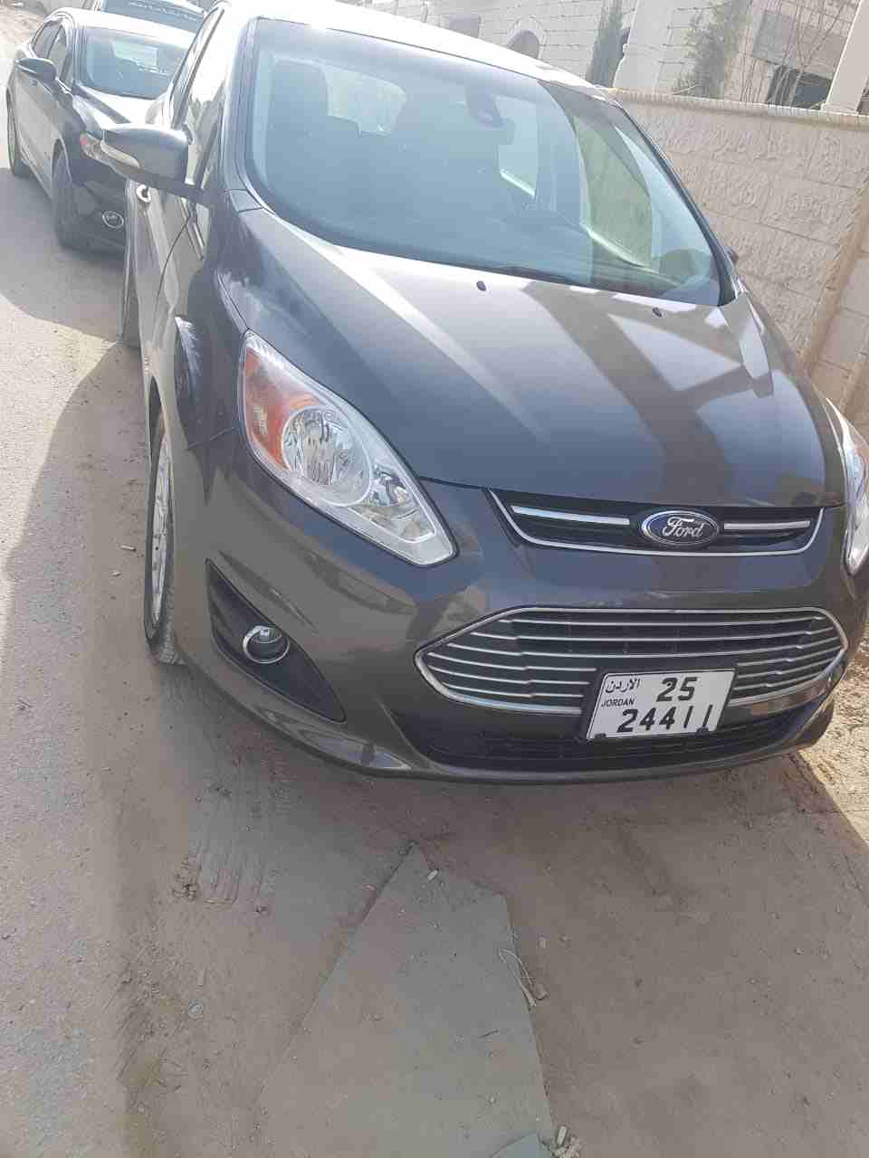 فورد سي ماكس موديل 2015 للبيع بدفعة 3000
لون فيراني
فحص 3 جيد
كراسي جلد ستاندر
نضيف جدا
بدفعة اولى 3000 دينار وقسط شهري 200 دينار
لغاية 5 سنوات
للاستفسار الرجاء الاتصال على الرقم :0779800191