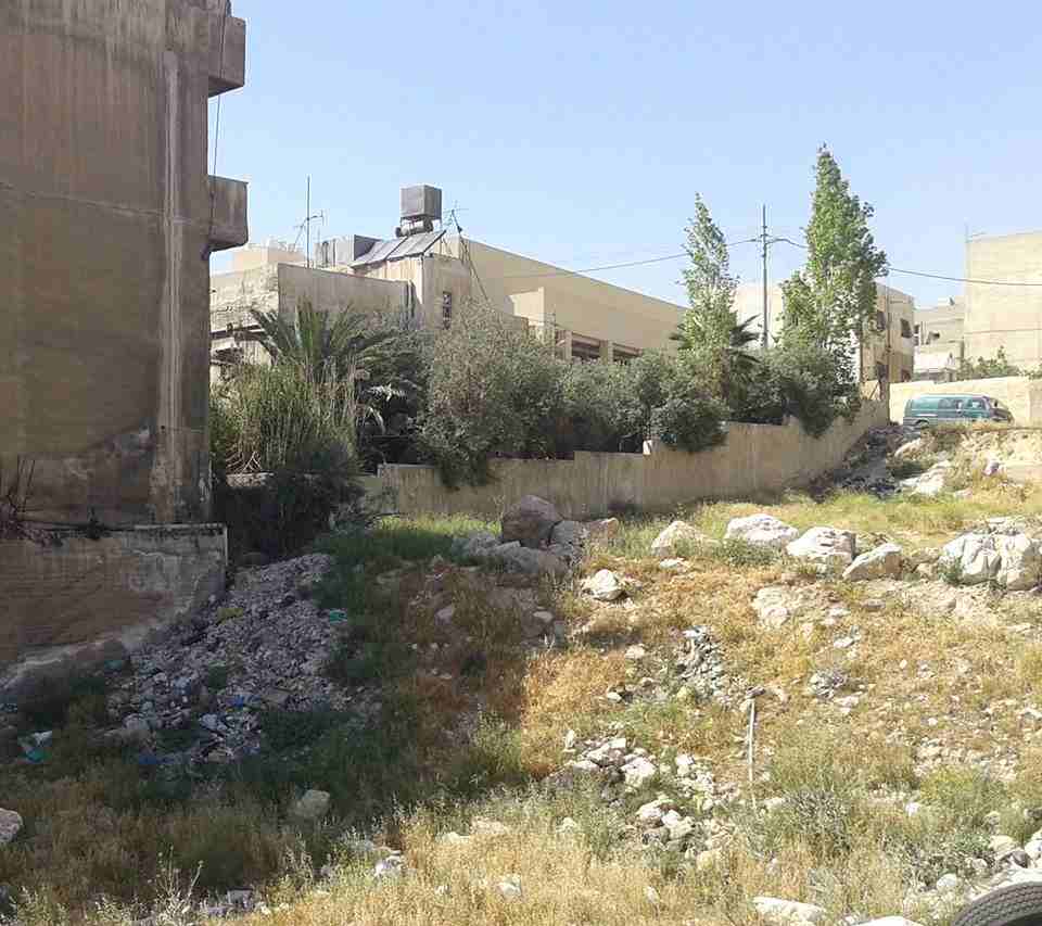 الأردن - عمان
قطعة ارض تجاري في أبو علندا/ نهاية طريق الحزام
القرية: أبو علندا
حوض: البلد
المساحة: 835م
الموقع: نهاية طريق الحزام
القطعة واقعة على شارعين
واجهة أماميّة على الشارع 32م، واجهة جان...