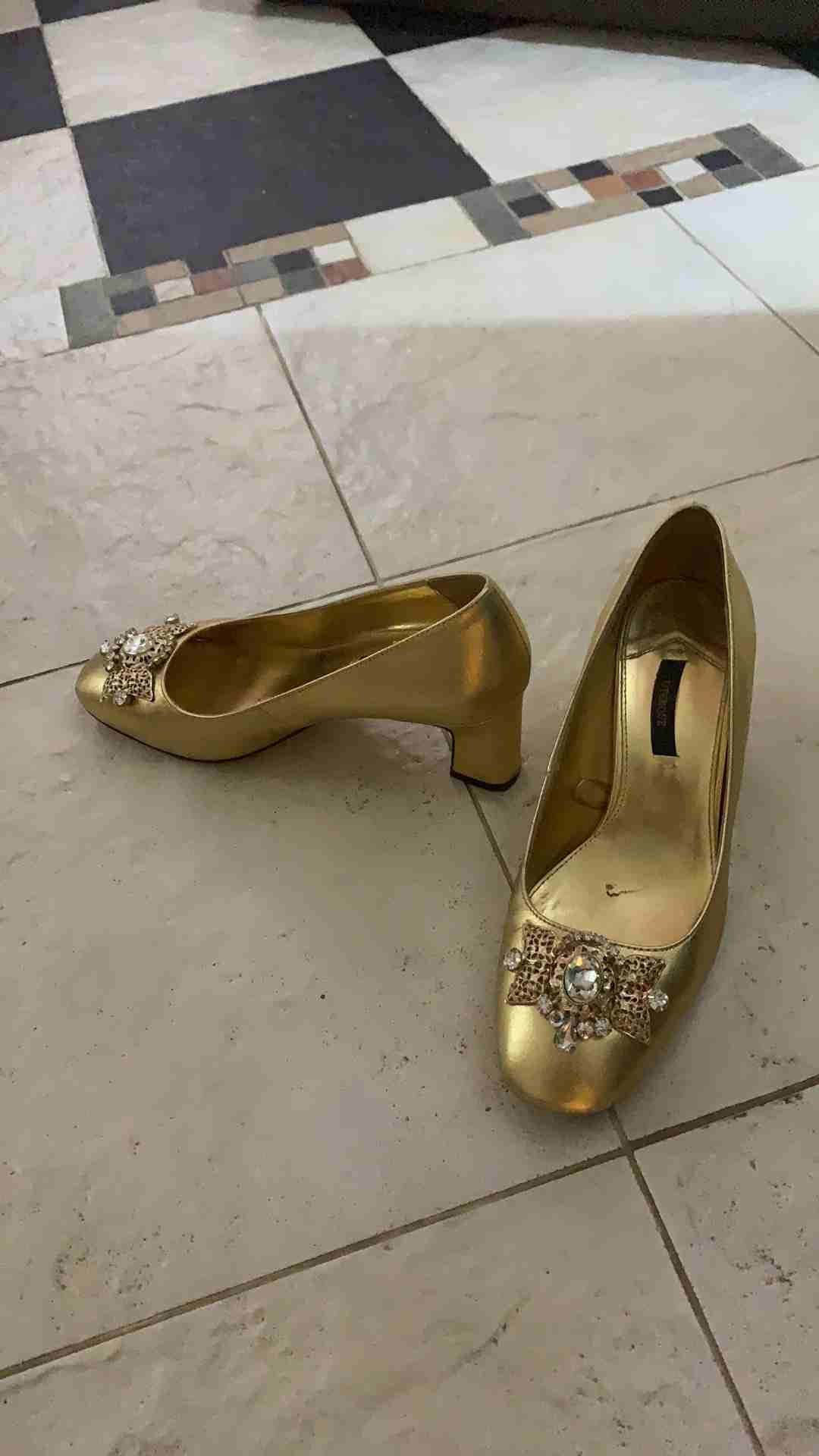 ماركات عالمية وبحالة جيدة جدا للبيع                                            


	 				لا تنسَ أنك شاهدت هذا الإعلان في عنكبوت            
	 				
                            ماركات عالمية وبحالة...
