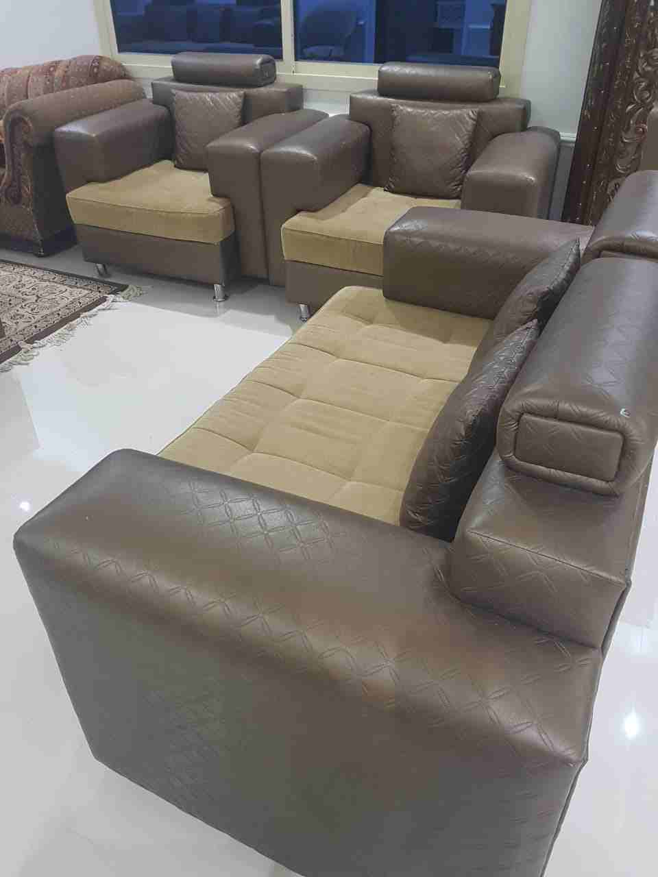 للبيع2 طقم كنب شبه جديده وثلاجه وسجاد
لا تنسَ أنك شاهدت هذا الإعلان في عنكبوت
للبيع2 طقم كنب شبه...