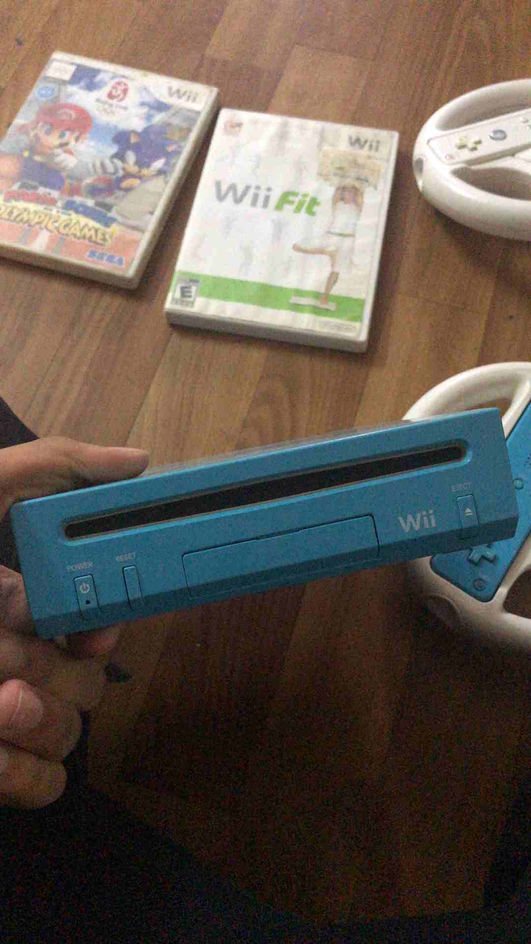 جهاز wii للبيع
لا تنسَ أنك شاهدت هذا الإعلان في عنكبوت
مستعمل نضيف سوم...