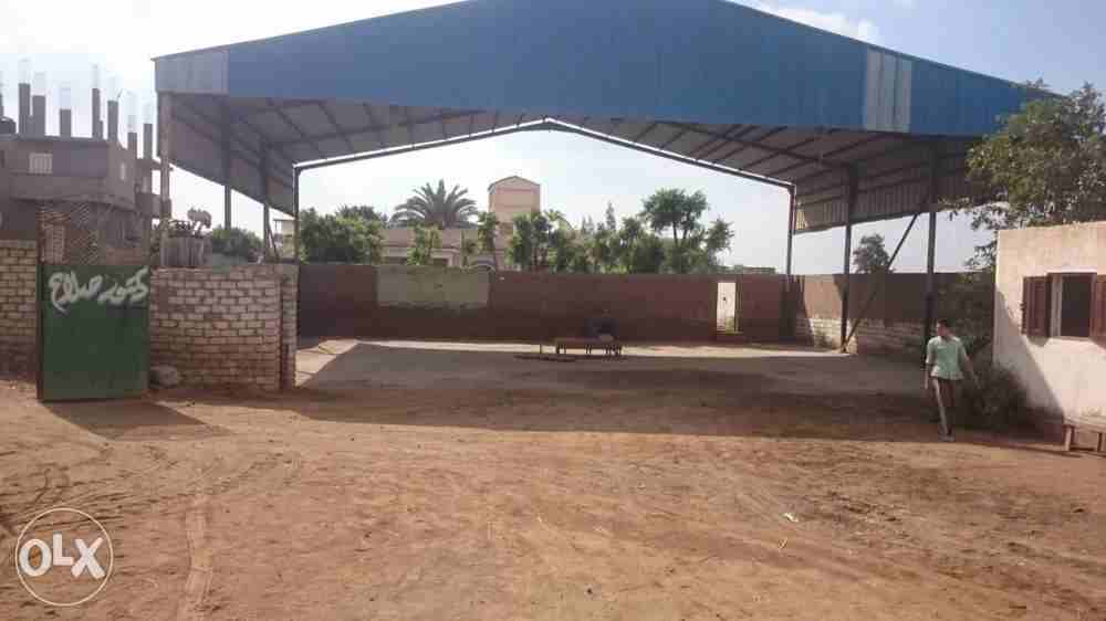 ثلاجة لحفظ الخضر والفاكهة سعة 1000 طن و محطة تصدير وفيلا سكنية
لا تنسَ أنك شاهدت هذا الإعلان في عنكبوت...