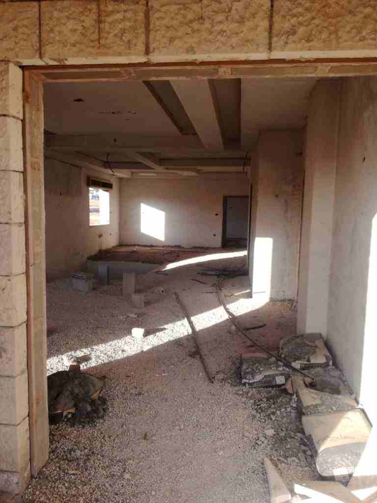 فيلا عظم للبيع شفابدران مرج الفرس موقع رائع جدا منطقة فلل رائعة مميزة فيلا عظم 3طوابق أول وأرضى وتسوية للبيع كل طابق 250م تسوية دوبلكس مع الارضى 250م والطابق الاول 250م تحت الانشاء على العظم طابق ال...