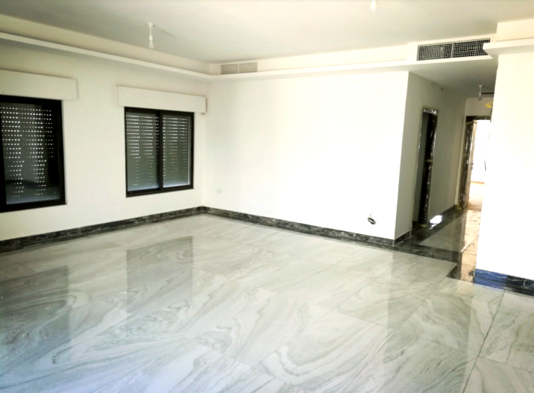 الشقق الذكية البناء الأخضر🏡 الصديق للبيئة بأسعار ( الشقق العادية)
فواتير الكهرباء علينا لمدة 25 سنه عند شرائك من شققنا
🏠🏠جميق الشقق معفية من رسوم التسجيل🏠🏠
صرف صحي وقريبة من الخدمات🏪⛲
صالون /...