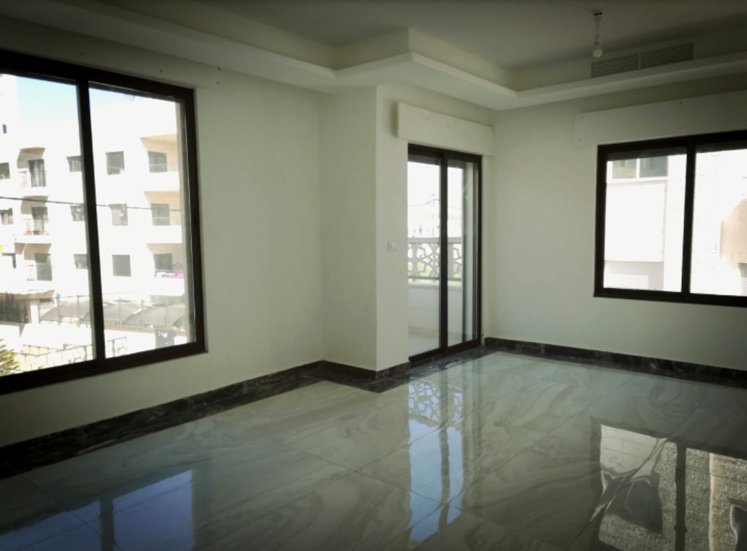 الشقق الذكية البناء الأخضر🏡 الصديق للبيئة بأسعار ( الشقق العادية)
فواتير الكهرباء علينا لمدة 25 سنه عند شرائك من شققنا
🏠🏠جميق الشقق معفية من رسوم التسجيل🏠🏠
صرف صحي وقريبة من الخدمات🏪⛲
صالون /...