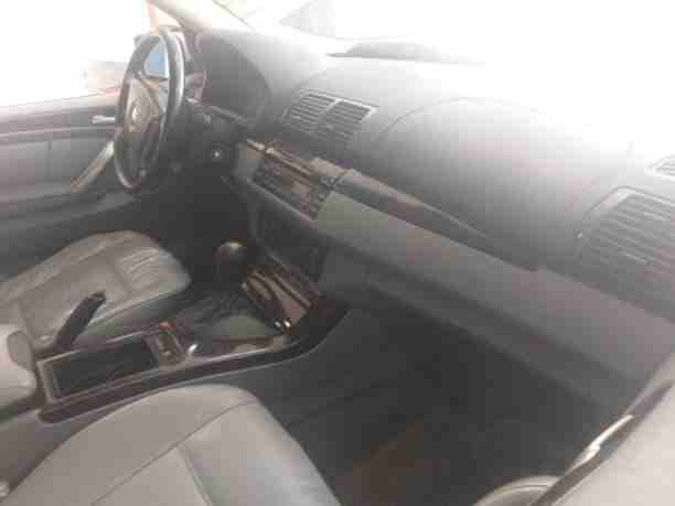 BMW X5 2003 
فل الفل
اعلى صنف
فحص كامل
للبيع بدفعة 2100
وقسط شهري 190 لمدة خمس سنوات للمزيد من المعلومات الاتصال علي0779800187