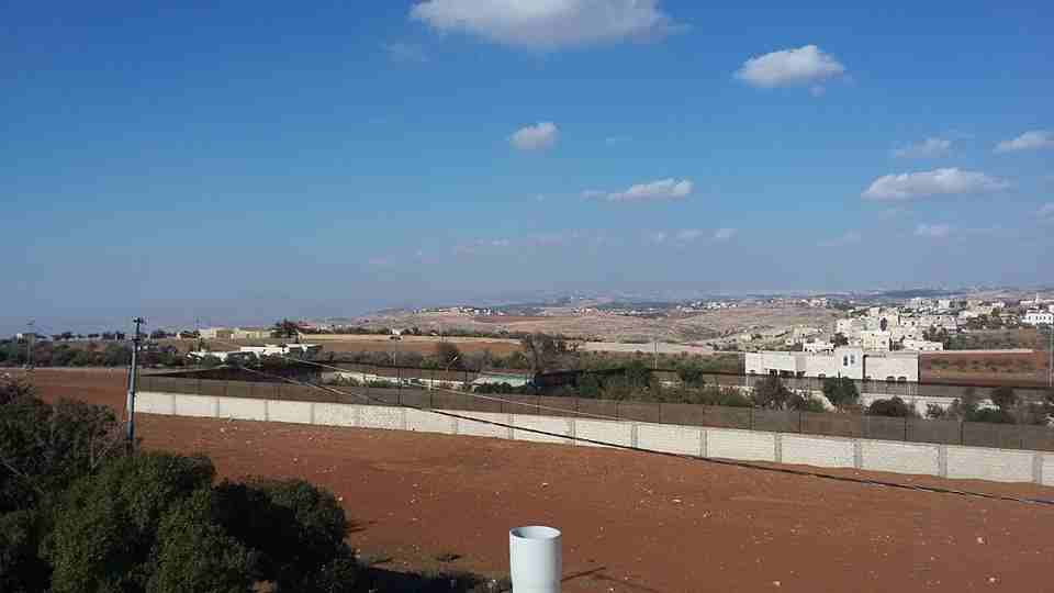 الأردن - مأدبا
مزرعة مع فيلا و مسبح للبيع في الفيصلية/ الكفير الغربي - تبعد 3.5كم عن الجامعة الألمانية
القرية: الفيصلية
حوض: الكفير الغربي
مساحة قطعة الأرض: 5 دنم
الموقع: الفيصلية/ الكفير الغربي...