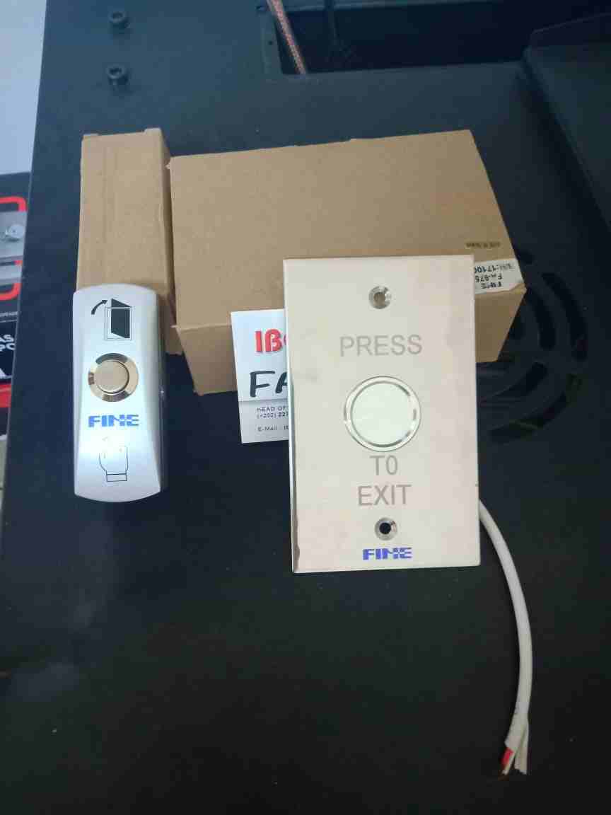 Push button زر خروج 

كمل سيستم الاكسس كنترول لباب مكتبك او الانتركم في عمارتك او لباب الفيلا بتاعتك بزر خروج push button باحدث الاشكال و اقل الاسعار  و افضل ضمان من IBC 

يوجد مختلف الاشكال الخارجية...