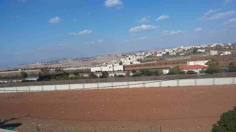 الأردن - مأدبا
مزرعة مع فيلا و مسبح للبيع في الفيصلية/ الكفير الغربي - تبعد 3.5كم عن الجامعة الألمانية
القرية: الفيصلية
حوض: الكفير الغربي
مساحة قطعة الأرض: 5 دنم
الموقع: الفيصلية/ الكفير الغربي...