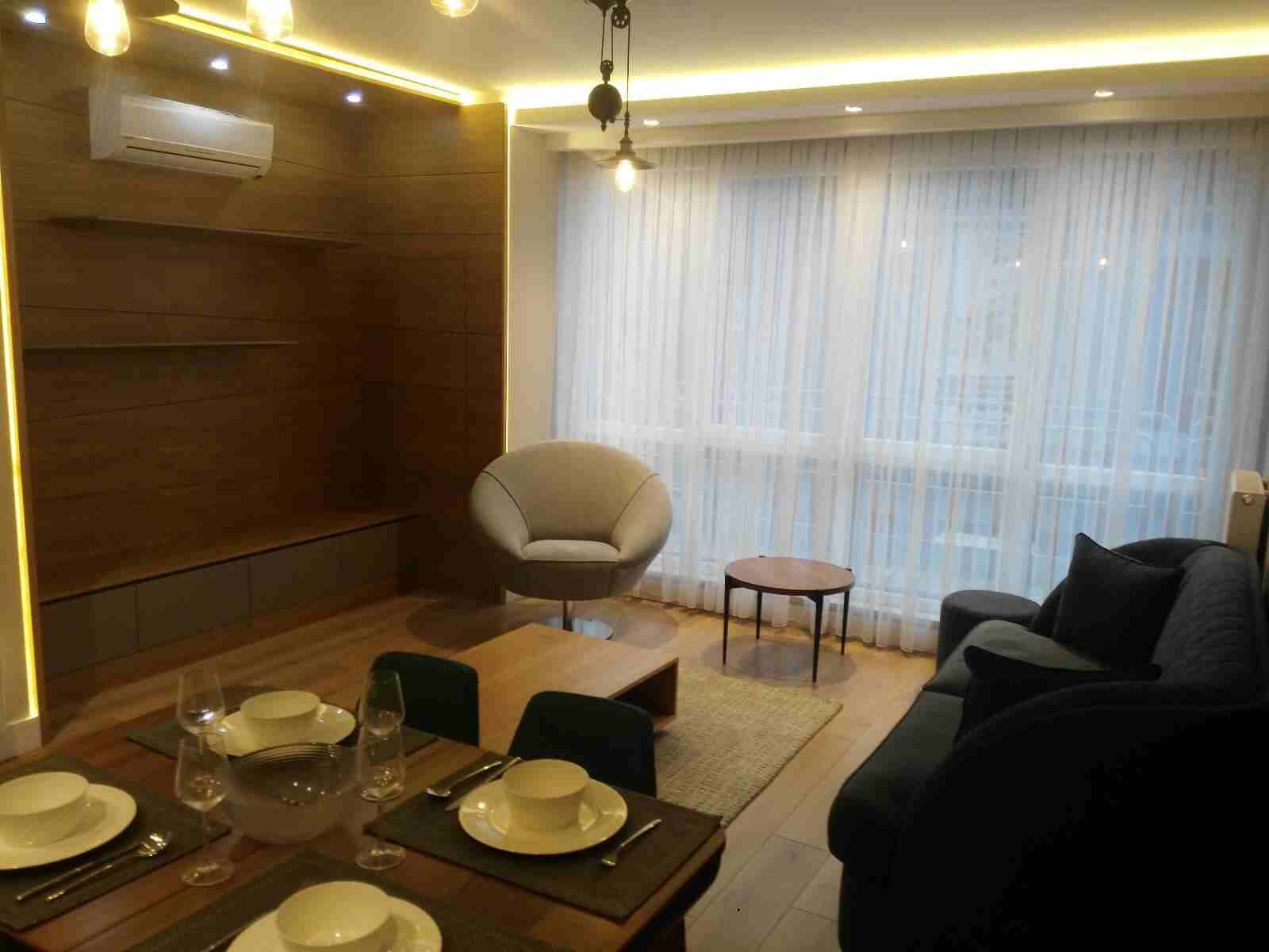 مجمع سكني فاخر في اسنيورت ميدان خلف جامعة اسنيورت مباشرة
امتلك شقة استثمارية في اسنيورت واستفد من عوائد ايجارية هي الافضل في المنطقة
المشروع اقيم على ارض مساحتها 17.000 متر مربع
المشروع يحوي وحدات تج...