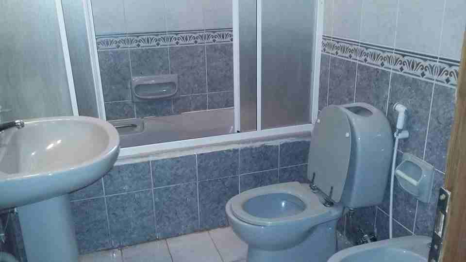 الأردن - عمّان
شقة مع روف للبيع في حي الروابي/ شارع مكة - قرب وكالة كيا للسيارات
الموقع: حي الروابي/ شارع مكة - تبعد 230م عن وكالة كيا للسيارات
التفصيل:
3 غرف نوم، 3 حمامات ، مطبخ راكب، صالة، صالو...