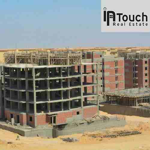 احجز وحدتك السكنية فى كمباوند الرياض Secon بمساحة 165م + رووف خاص 142 م للتمتع بالخصوصية و الهدوء.
طريقة السداد: بتدفع مقدم 276 الف واقساط علي 5 سنوات متساوية بدون فوائد.
الكمباوند يتميز من موقعه ا...
