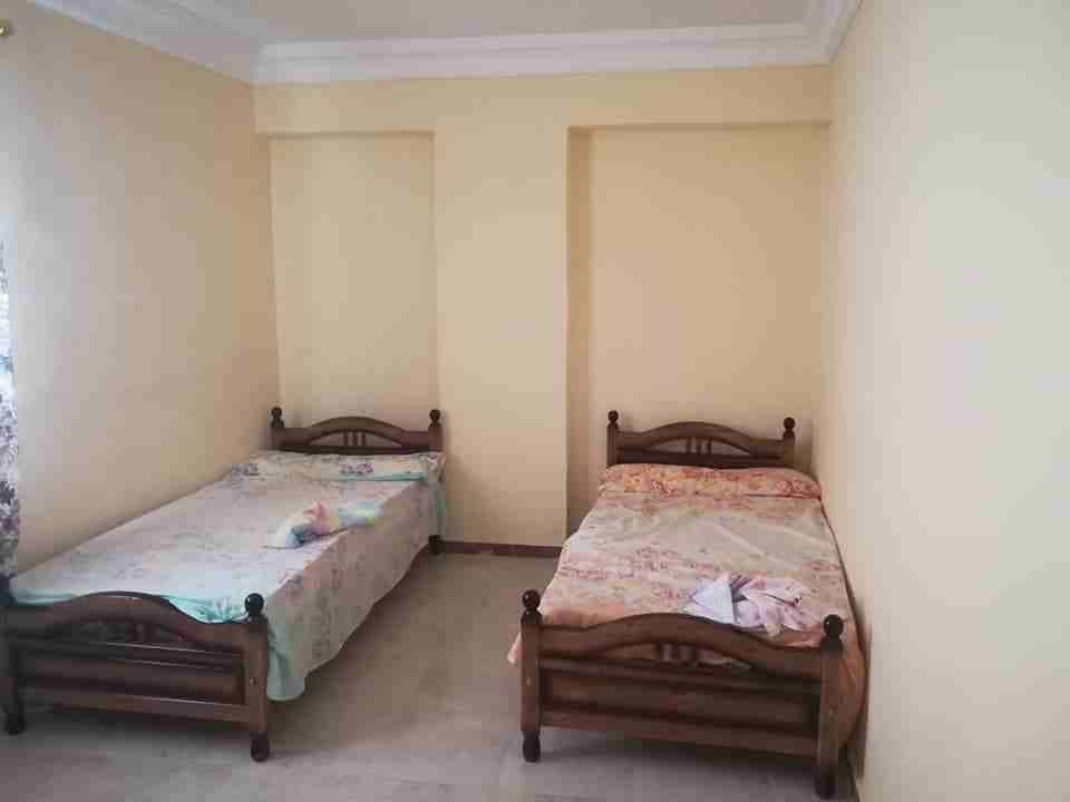 بتدورعلى شقه تصيف فيها يبقى اسكندريه عروسة البحر هتحجز شقتك معانا فى ارقى مناطق العجمى البيطاش بيانكى شاطىء الفردوس شقق مجهزه بالكامل بالقرب من جميع الخدمات وحدائق للاطفال 
حجز اليوم يبدأ من 350 جنيه...