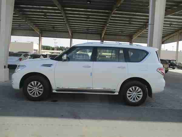 2016 Nissan patrol le platinum in good shape, clean and it is rarely used for some months, it runs on low kilometers, perfect tires, Gcc spec and it is in good and perfect condition, no accident or an...