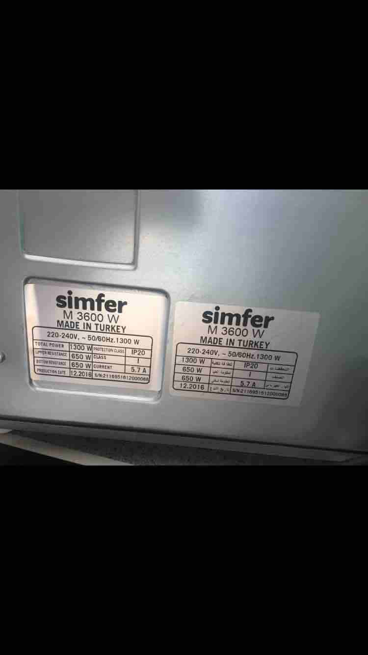فرن كهربائي نوع Simfer تركي
يحتوي على شواي علويه وشوايةسفليه، بقوة 3600 واط
يمكن التحكم بدرجة الحراره من 40 إلى 260 درجه مئويه مع تايمر.الحجم داخل الفرن40*40*25
استعمال شهرين فقط
السعر 40 دينار
